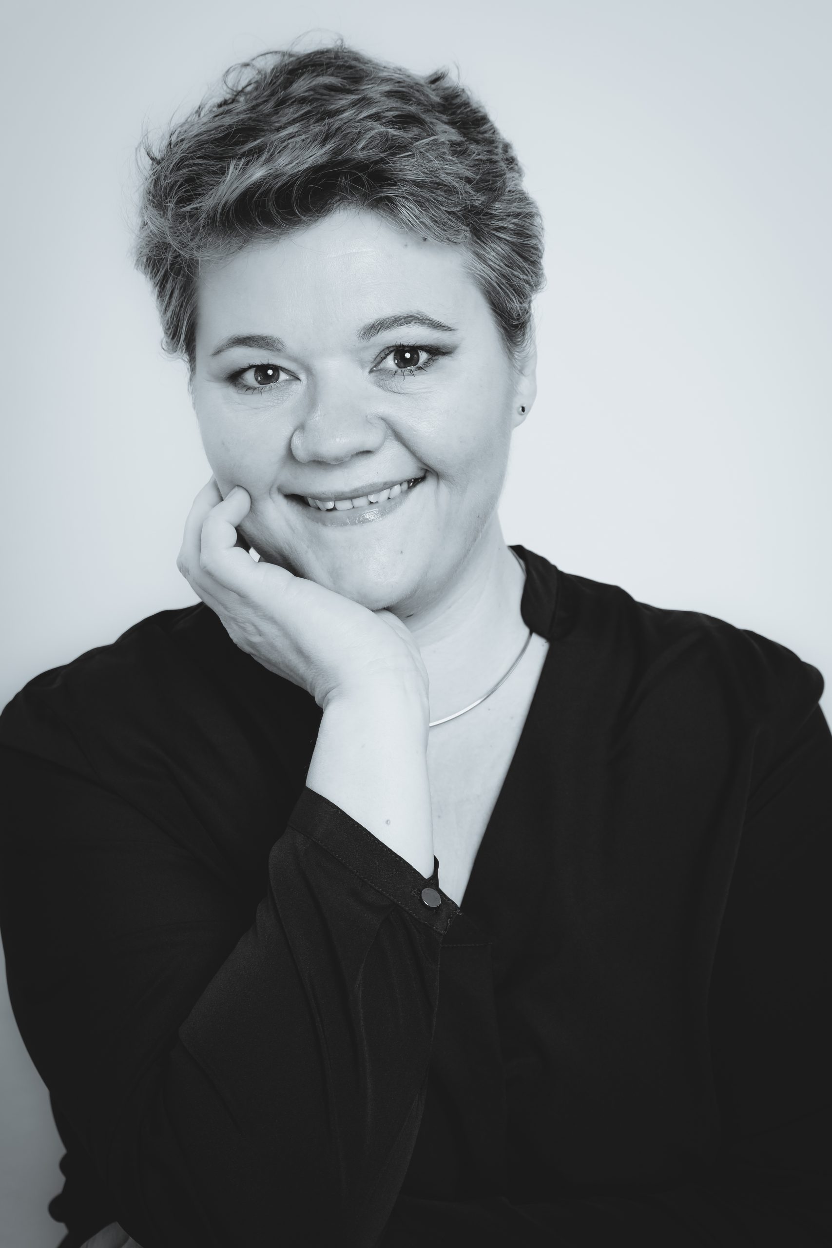 Tabea Phillips Portrait (2)